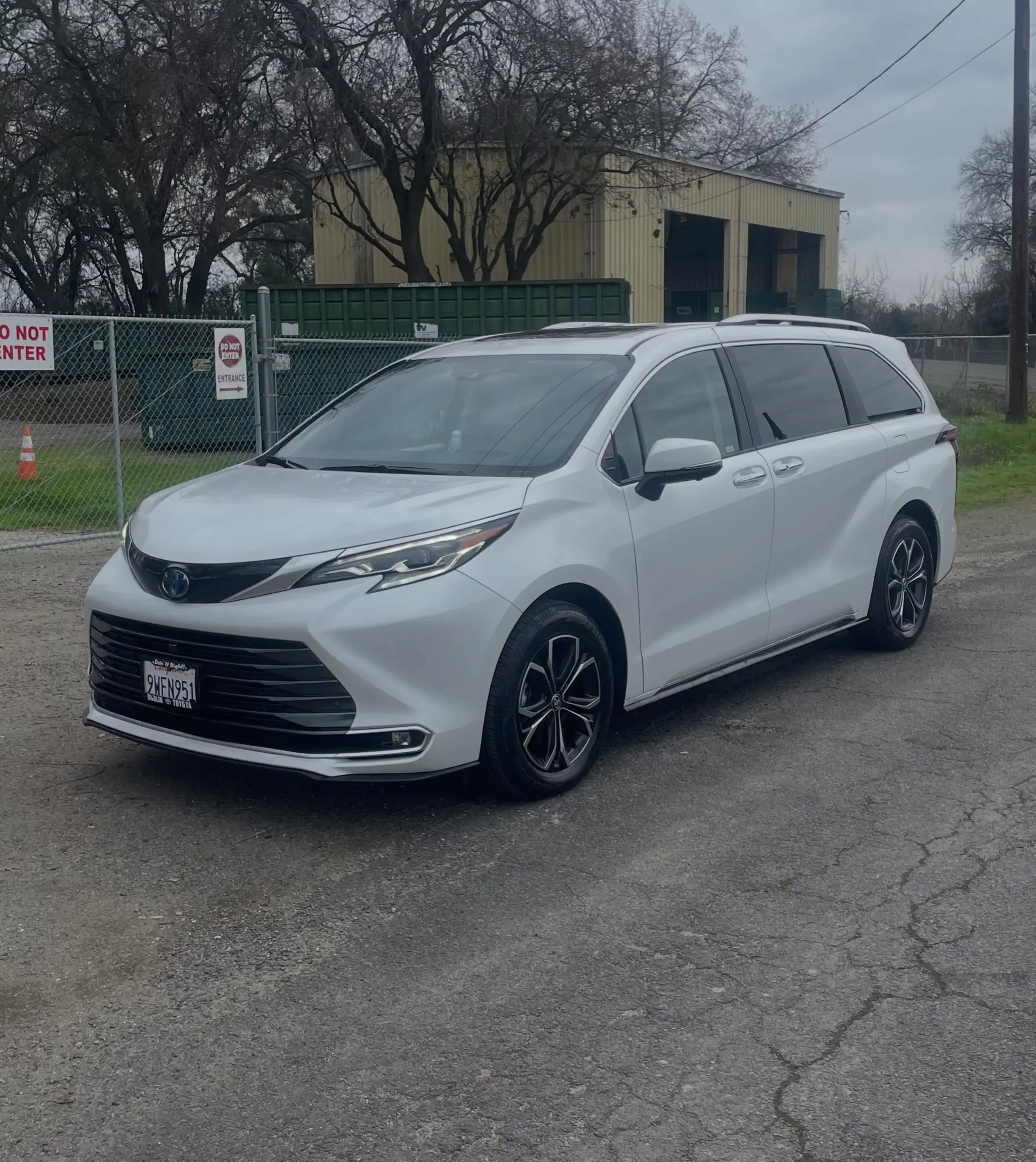White Toyota Sienna minivan after a detail